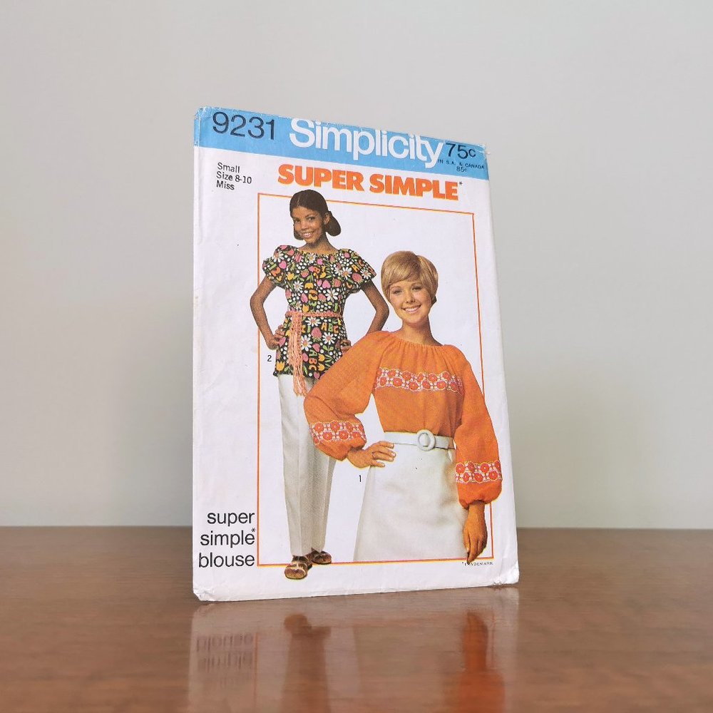 70s Simplicity Sewing Pattern 9231 Small Blouse